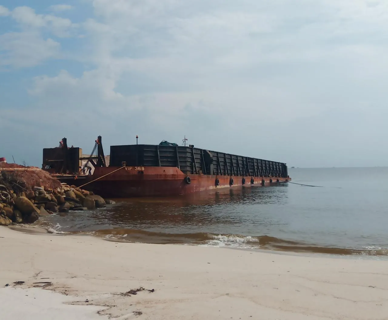 BARGE VIP 368 (270 Ft) | TB & BG (SHIP PARTICULARS) | PT Victoria ...